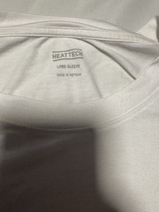 Uniqlo Men’s Small White Scoop Neck Long Sleeve T-Shirt Heattech