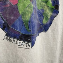Vintage 1997 Common Threads Fragile Earth Anvil T-Shirt Size XL Single Stitch