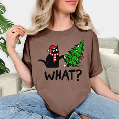 Funny Black Cat Christmas Tree T-Shirt Retro Holiday Graphic Tee Comfort Colors