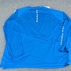 Huk Mens Fishing Shirt Lot 2 XXL Polyester Blue Camo Long Sleeve Performance Fit