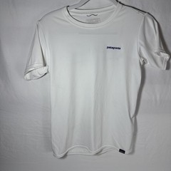 Patagonia Shirt Mens SMALL Short Sleeve Crew Neck White SWIMP SHIRT 50+ UPF 2Z