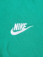 Men’s The Nike Tee Embroidered Logo Green Athletic T Shirt SZ Medium