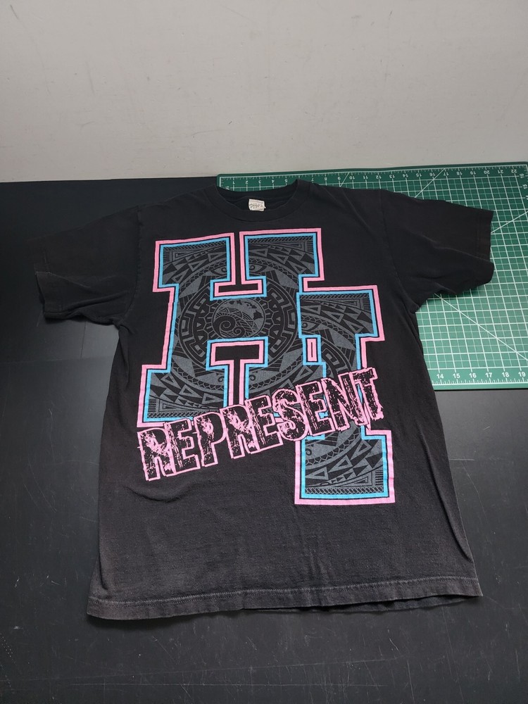 Shaka Active 808 HI Represent Tribal Graphic Black T-shirt Men’s Size Large L