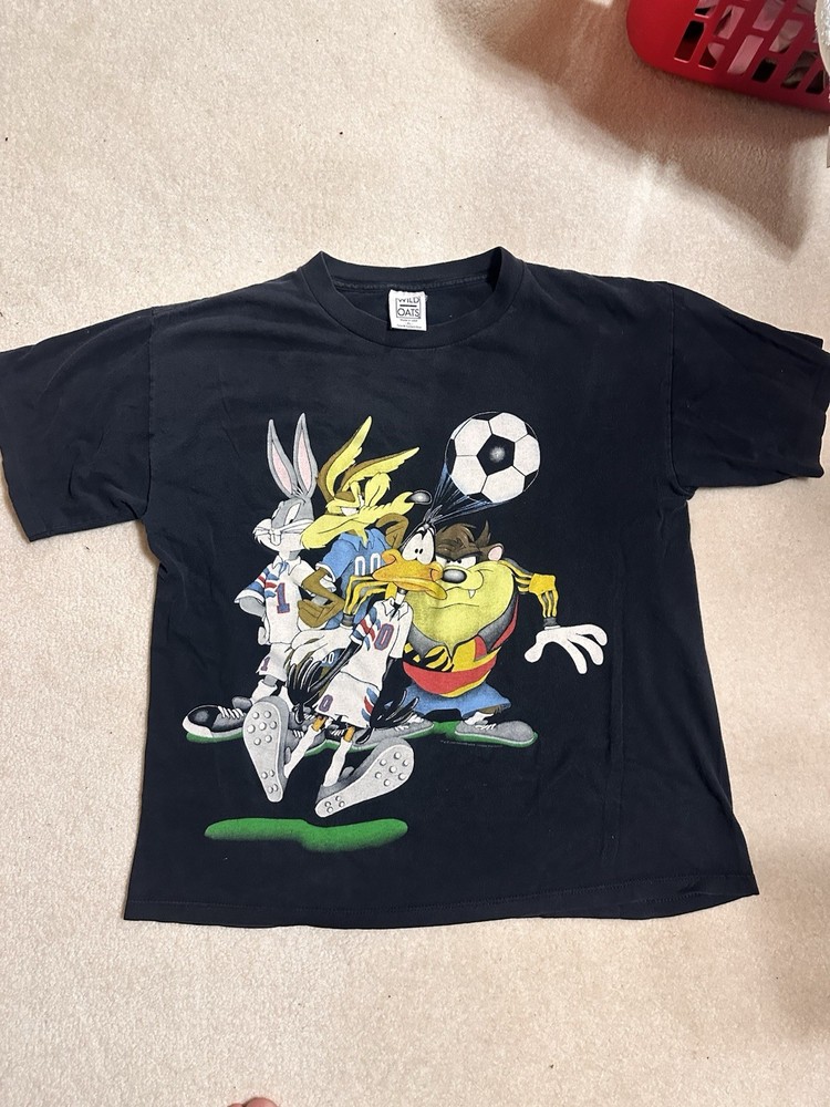 VTG 90s Looney Tunes Soccer FIFA Soccer Football Black Wild Oats T-Shirt XL