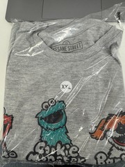 SESAME STREET TEAM SKETCH GRAPHIC T SHIRT