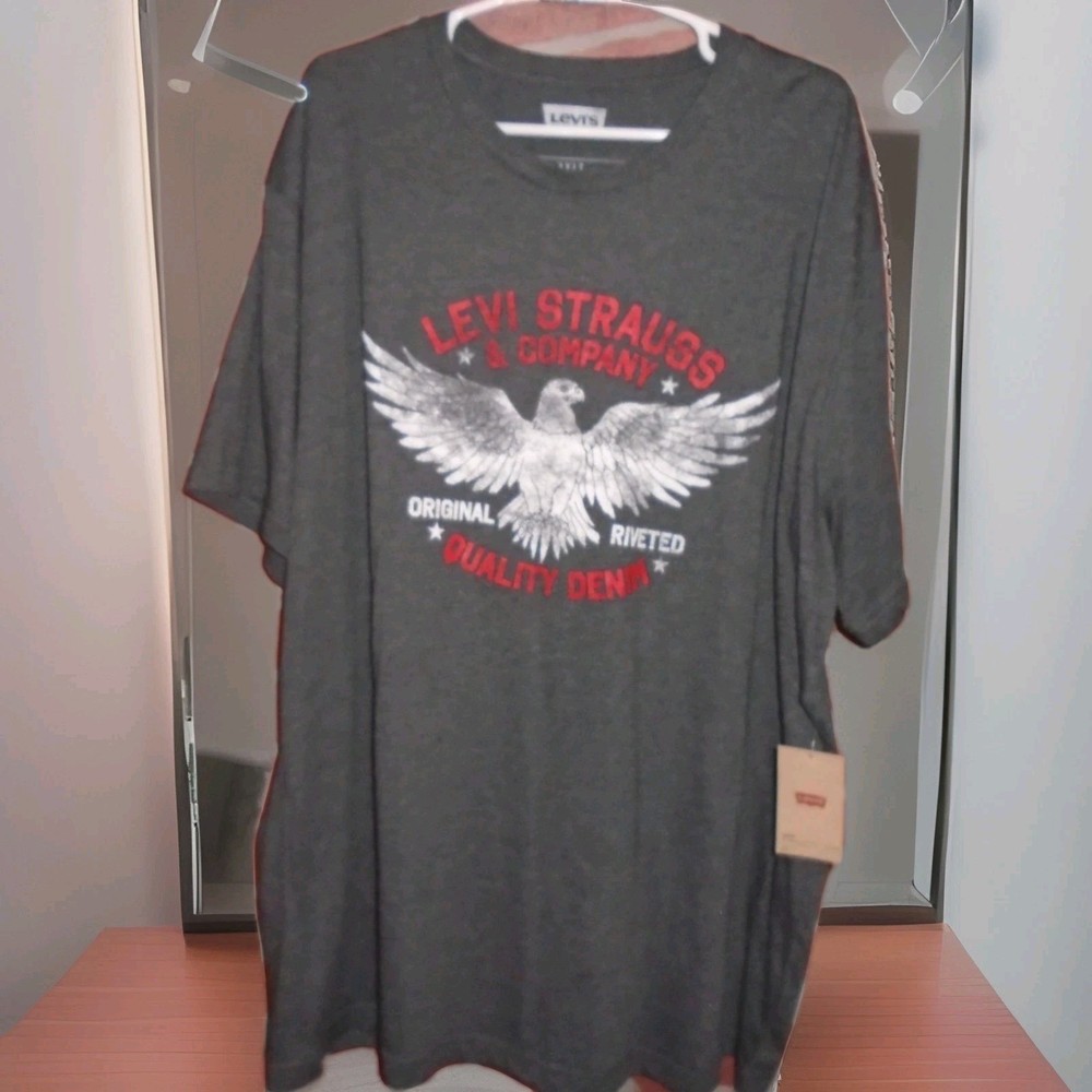 LEVI’S BIG MENS EAGLE LOGO TSHIRT SIZE 3XLT NEW WITH TAGS