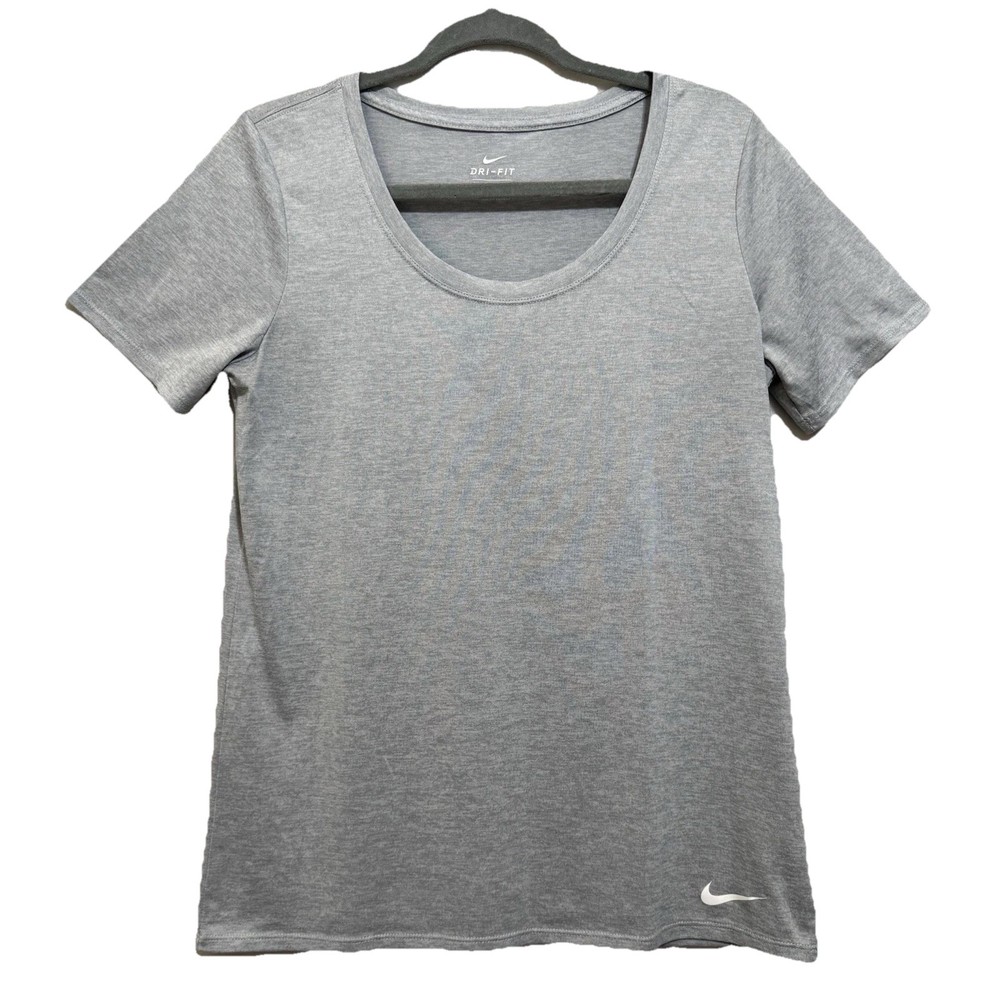 Nike Dri-FIT Women’s Scoop Neck T-Shirt Gray MEDIUM Athletic Short Sleeve Tee