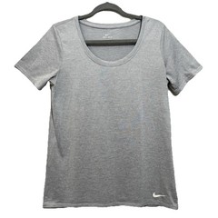Nike Dri-FIT Women’s Scoop Neck T-Shirt Gray MEDIUM Athletic Short Sleeve Tee