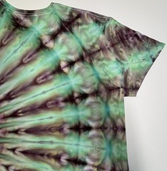 Handmade Ice Tie Dye Adult T-Shirt Unisex Size XL Green Fan Fold Gildan Tee NEW