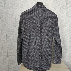 Perry Ellis Men’s SMALL Buttom Up Shirt Long Sleeve Navy/Flowers 100% Cotton