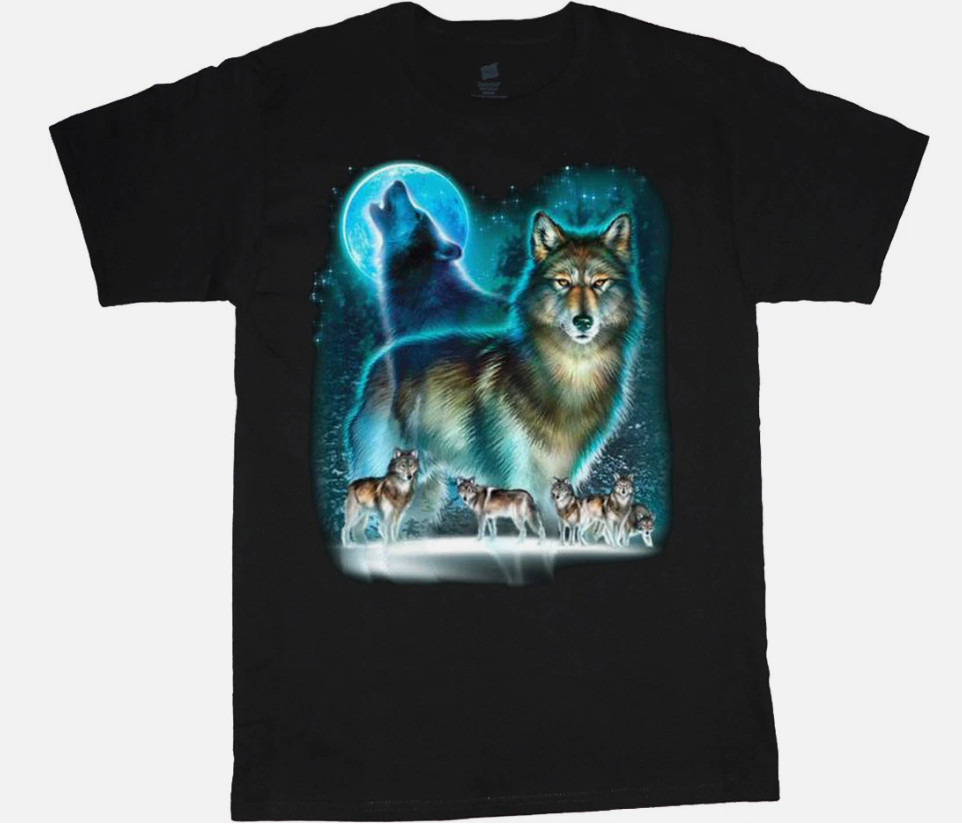 Wolves Wolf Pack Design Men’s Graphic Tee Wildlife Nature Howling Moon T-shirt