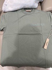 Fear of God Essentials SS Tee Men’s Sycamore SIZE S,M,L