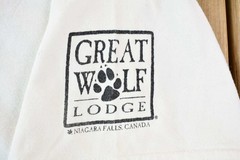 Vintage 1990s Great Wolf Lodge Niagara Falls Canada Single Stitch Souvenir Graph