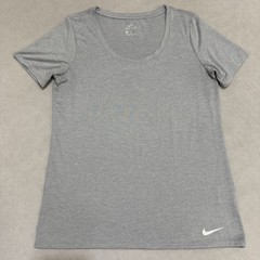 Nike Dri-FIT Women’s Scoop Neck T-Shirt Gray MEDIUM Athletic Short Sleeve Tee
