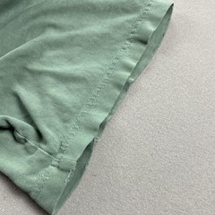 Duluth Trading Co T-Shirt Mens XL Green Relaxed Fit Longtail Blank Distressed