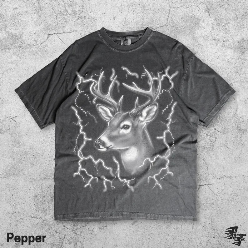 Deer Lightning Vintage Retro Comfort Tee