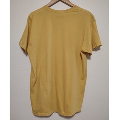 Levi’s Men’s Golden Yellow Short Sleeve Cotton T-Shirt Size Large Irregular