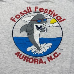 Vintage 1994 Fossil Festival Aurora North Carolina Shark Graphic T-Shirt USA XL