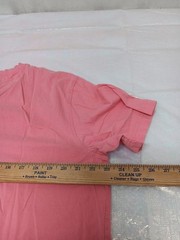 GREG NORMAN MENS LARGE SALMON RED SHORT SLEEVE ALL COTTON TEE WITH SHARK LOGO