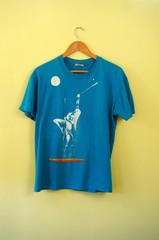Tiger Moon Woman Tennis Player 1990’s Teal Graphic-Tee Print Vintage T-Shirt (L)