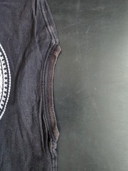 Hinano Hawaii Tahiti T Shirt Black Tee men’s size L Camo Graphic DISCOLORATION