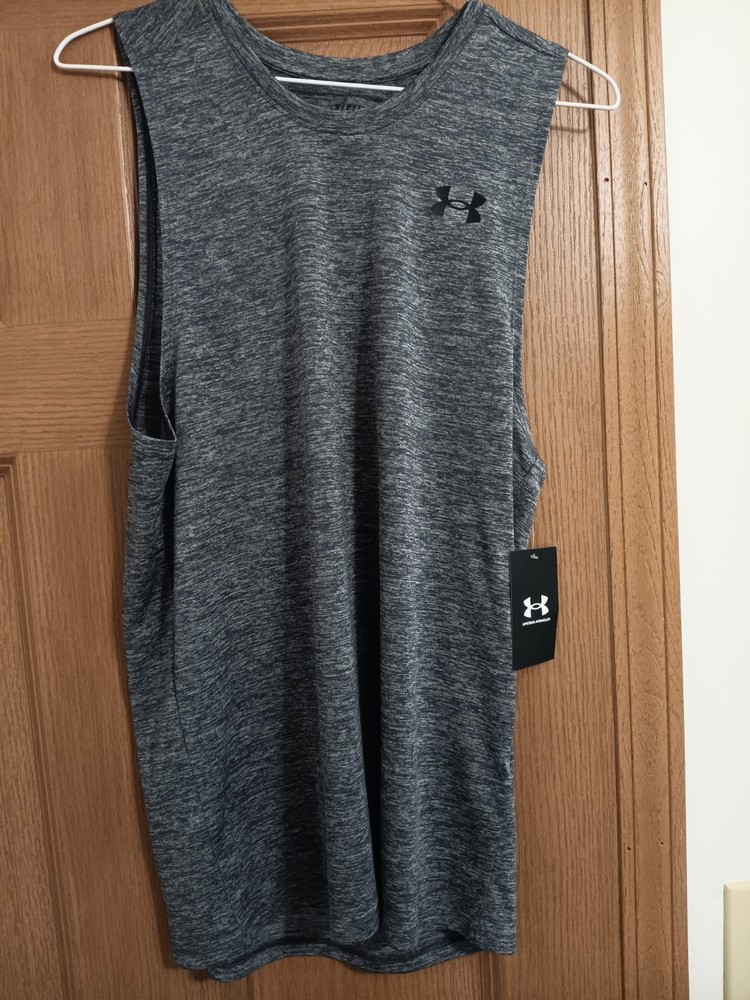 NWT UNDER ARMOUR MEN’S UA TECH TANK TOP ATHLETIC TRAINING SIZE SMALL,,LOOK…