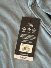 LEG3ND Men’s Athletic Long Sleeve T-Shirt 2-Pack Size Medium Wicking Stretch NEW