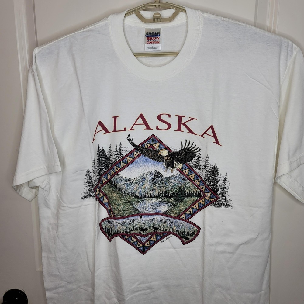 VTG Alaska Nature T Shirt XL White Gildan Bald Eagle Mountain Graphic Souvenir