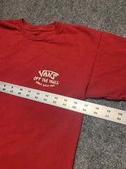 Vans Off The Wall Skateboarding T Shirt Men’s Small Red Great Wall of China Tee