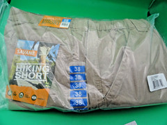 3XL FROOT OF THE LOOM POCKET TEE SHIRTS (3pcs) (NEW) & HIKING SHORTS