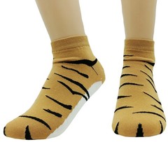 Women’s Cute Kitty Cat Socks with Paw Prints on Toes Novelty Ankle Socks