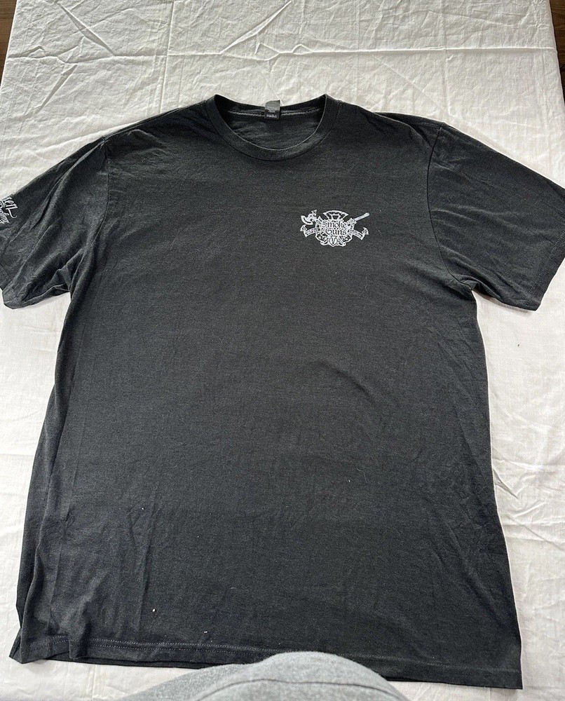 District Made Black 2xl Smoke And Guns With Myers-Durer Harley Davidson On It