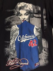 Marilyn Monroe Weiv Gear Short Sleeve T-Shirt Men’s Size Medium