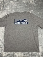 Patagonia Men’s XXL Gray Knit Cotton Blend Crew Neck Pocket Logo Graphic T-Shirt
