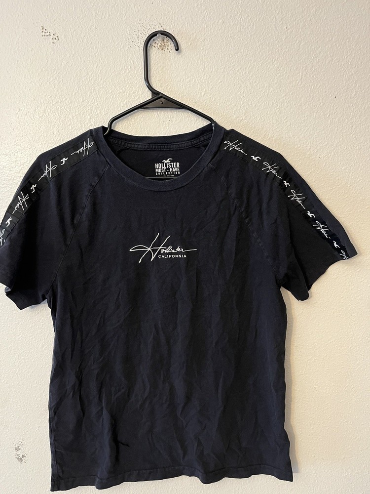 Hollister Must Have Solid tee Logo Size Medium Black Crew Neck T Shirt Men