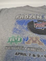 NCAA Frozen Four College Ice Hockey Columbus Ohio 2005 Vintage T-Shirt Size XL