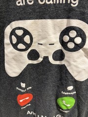 NWOT Funny video games are calling T-Shirt size medium. Short sleeve. 50/50