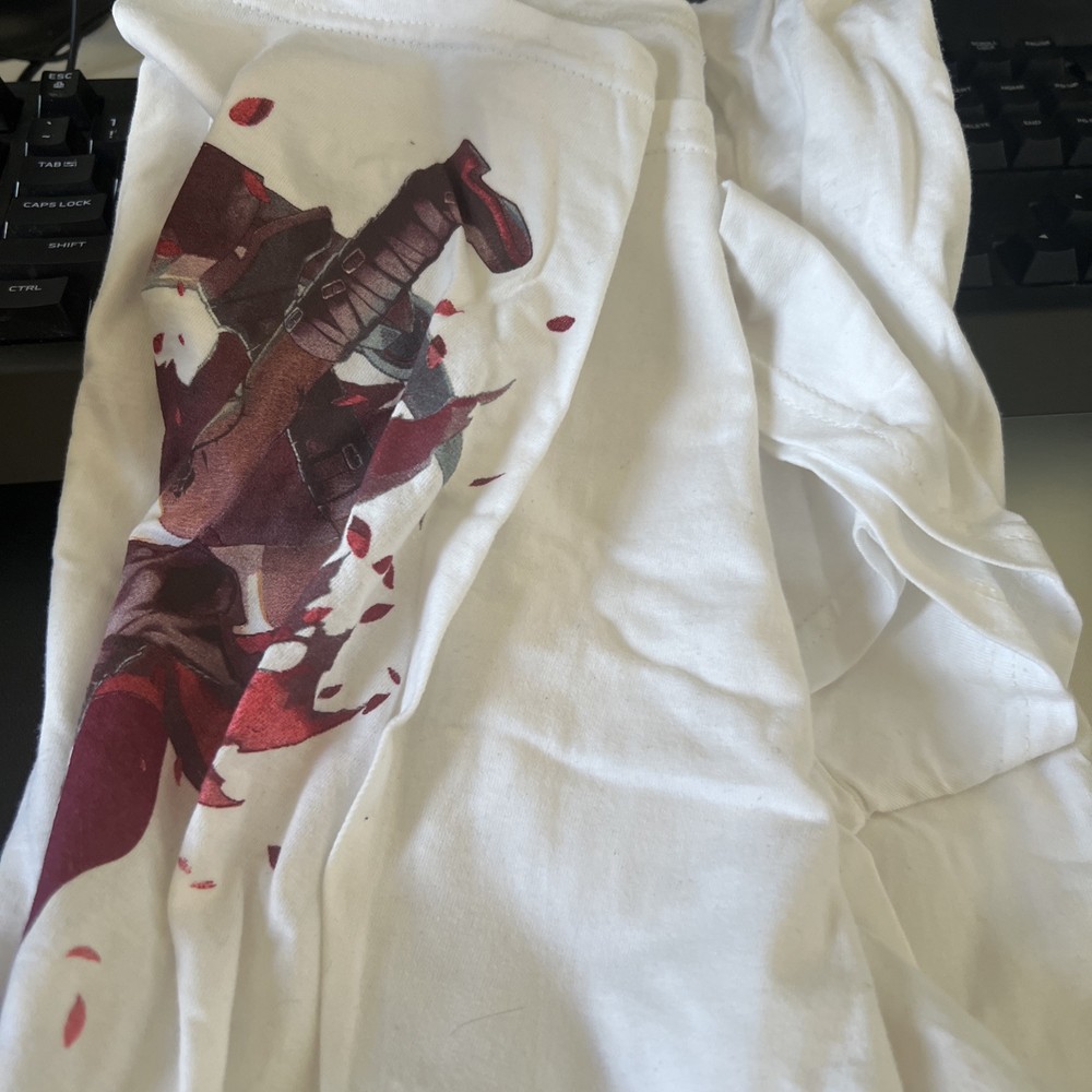 Loot Crate Mens RWBY Ruby Rose Shirt New – M