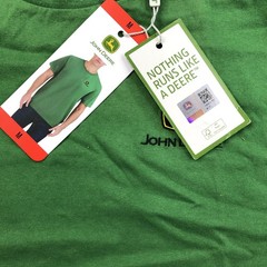 John Deere Shirt Mens Medium Green Tractor Graphic Tee Tagless Cotton Farm