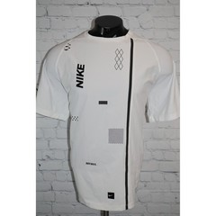 Nike T-Shirt Mens XL White Graphic Dri-Fit Polyester Spandex Performance Tee **