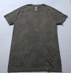 Gymshark Men’s Slim Fit Geo Seamless T-Shirt NN7 Small Lenin Camo Brown NWT