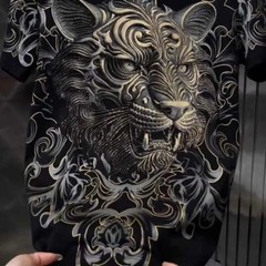 New Fashion Trend Lion Hot Diamonds Rhinestones Black Summer Luxury Men T-Shirt