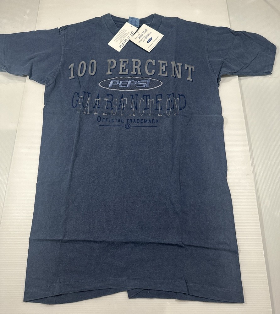 Vtg USA 90s 100% Satisfaction Guaranteed Pepsi T-Shirt S M Embroidered Blue ￼