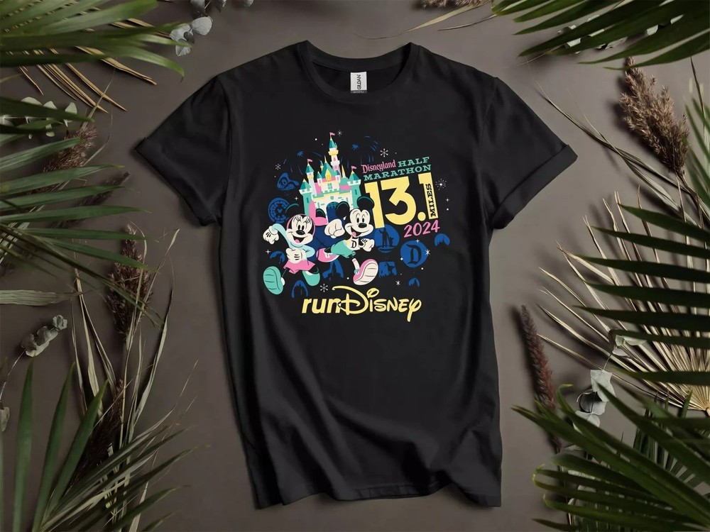 Disney Mickey And Minnie Happy T-shirt Men Women Unisex