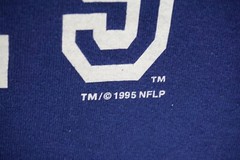 Vintage 1995 New England Patriots shirt fits modern 2XL NFL sports football
