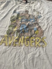A1010 Vintage Mad Engine Marvel “The Avengers” Retro Graphic Tee!