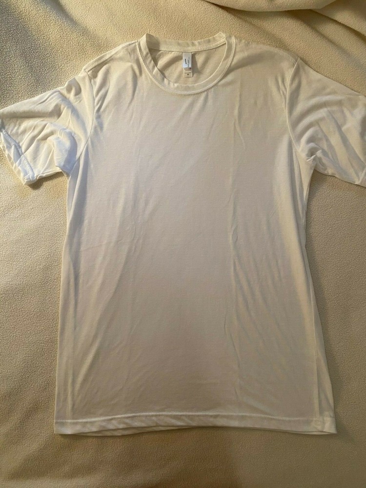 Next Level Apparel Men’s T-Shirt Crew White Short Sleeves Cotton Blend Med NWOT
