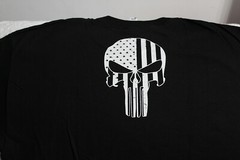 PUNISHER SKULL THIN RED LINE FIREFIGHTER FIREMAN AMERICAN FLAG USA T-SHIRT