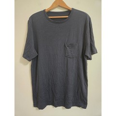 Vuori Mens Tradewind Performance T-Shirt Gray Micro Stripe Pocket V196 Large