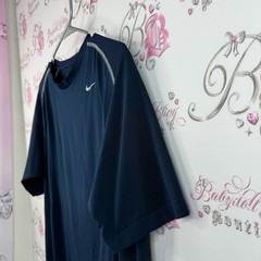 Nike pro tshirt stretchy lightweight navy Dark Blue Sports Tee silver logo